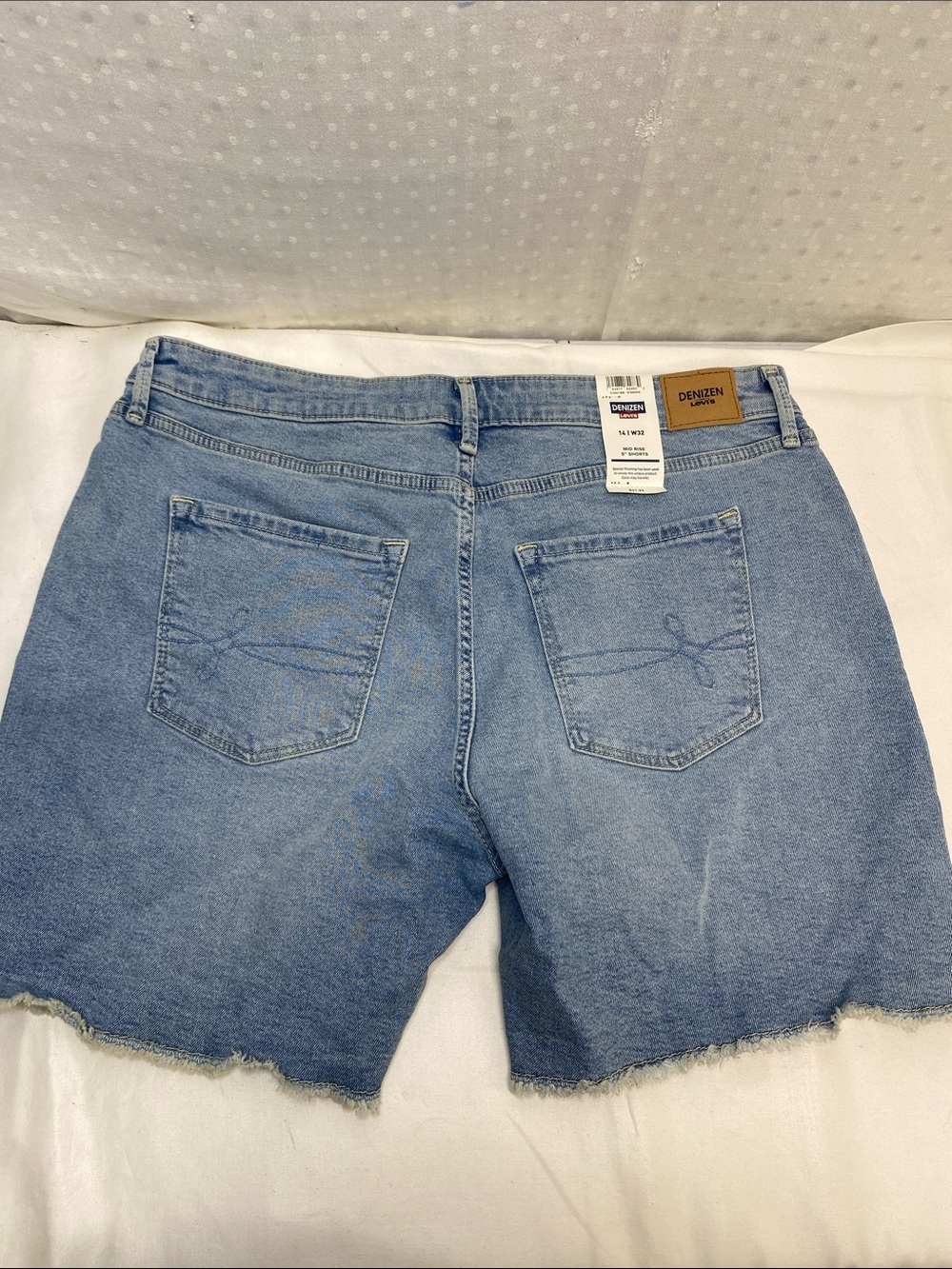 Denizen from Levi's Faded Blue Frayed Hem Distressed Jean Shorts Mid Rise - Picture 3 of 7